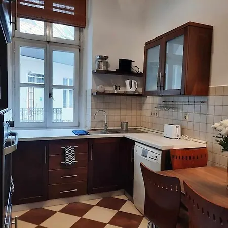 Andrassy - Kodaly Heritage Building Apartmán *