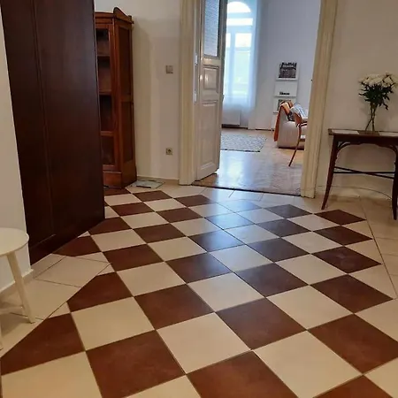 Andrassy - Kodaly Heritage Building Apartmán *